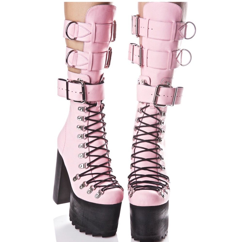 Current Mood Love Defender Boots size 9